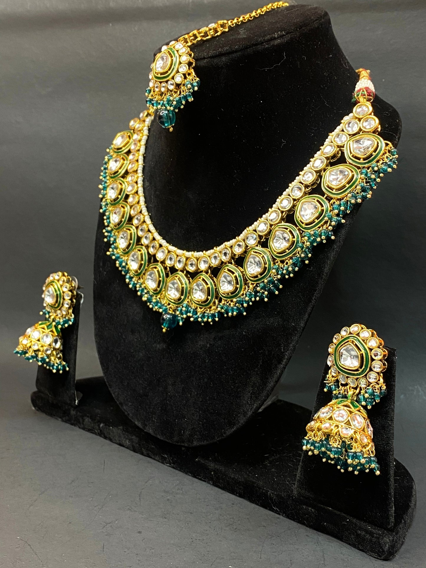Designer Kundan Necklace Set with Green Beads & Maang Tikka