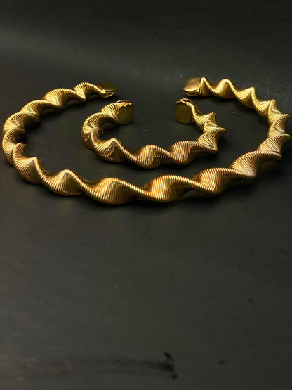 Golden Wave Design Necklace Set with Matching Hoop Bracelet