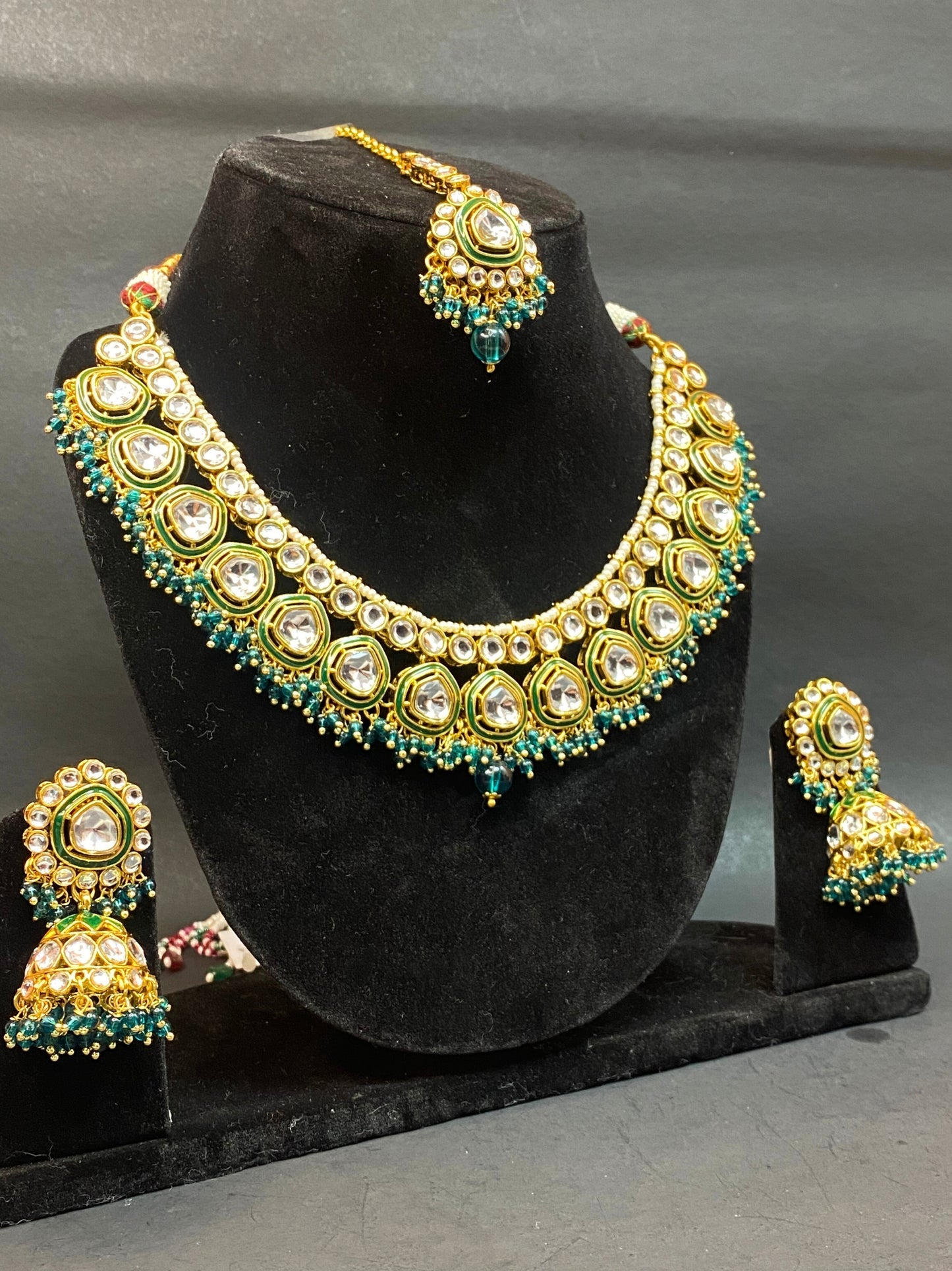 Designer Kundan Necklace Set with Green Beads & Maang Tikka